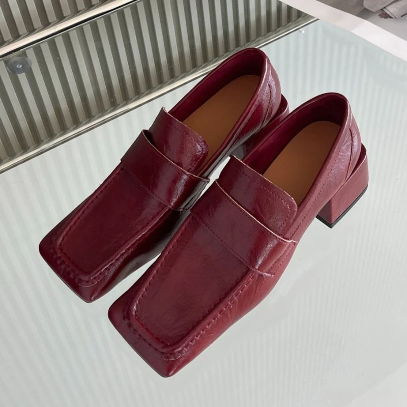 Damskie buty na obcasie typu c – Leatherwork Designs recenzja i cena