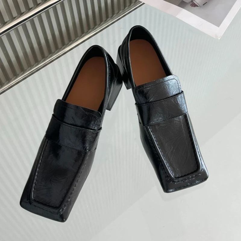 Damskie buty na obcasie typu c – Leatherwork Designs recenzja i cena